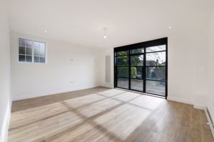 Photo 12- click for photo gallery